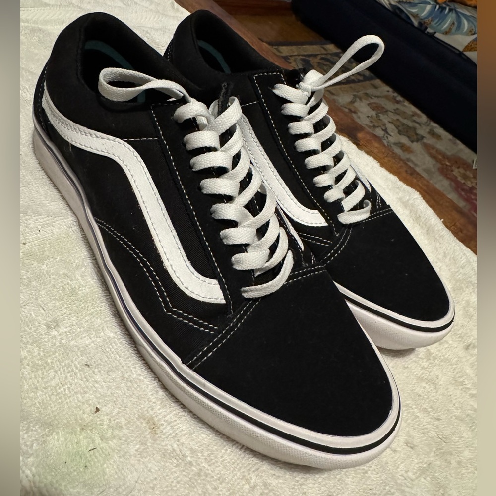 Black Vans
